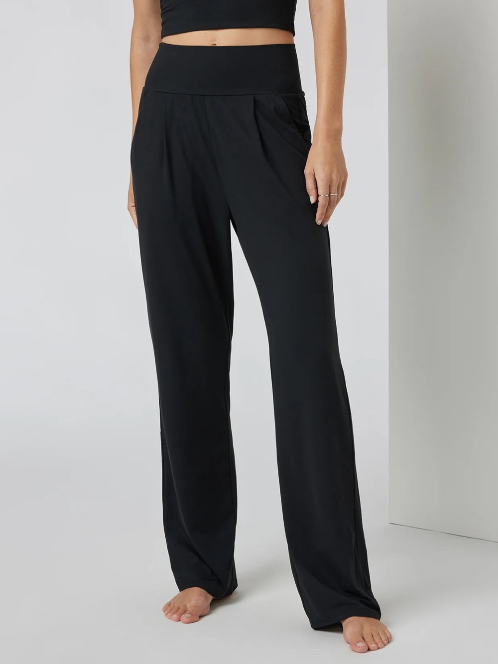 Vuori Lux At Ease Straight Pants